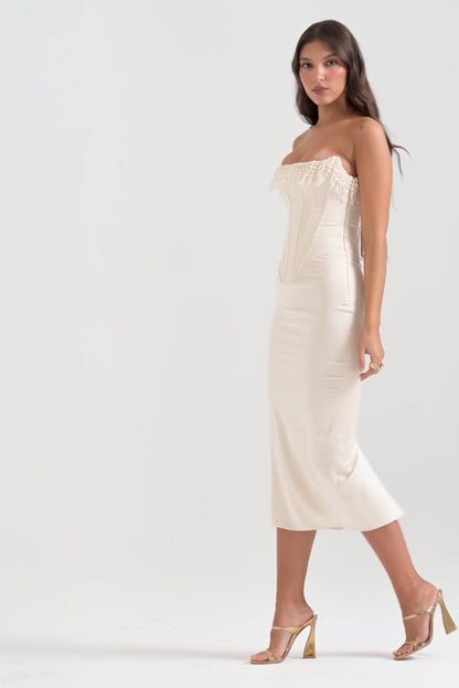 Perla | Vestido Elegancia Clásica