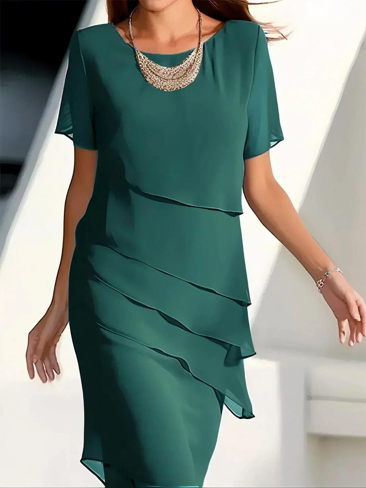 Anastasia | Vestido midi de capas