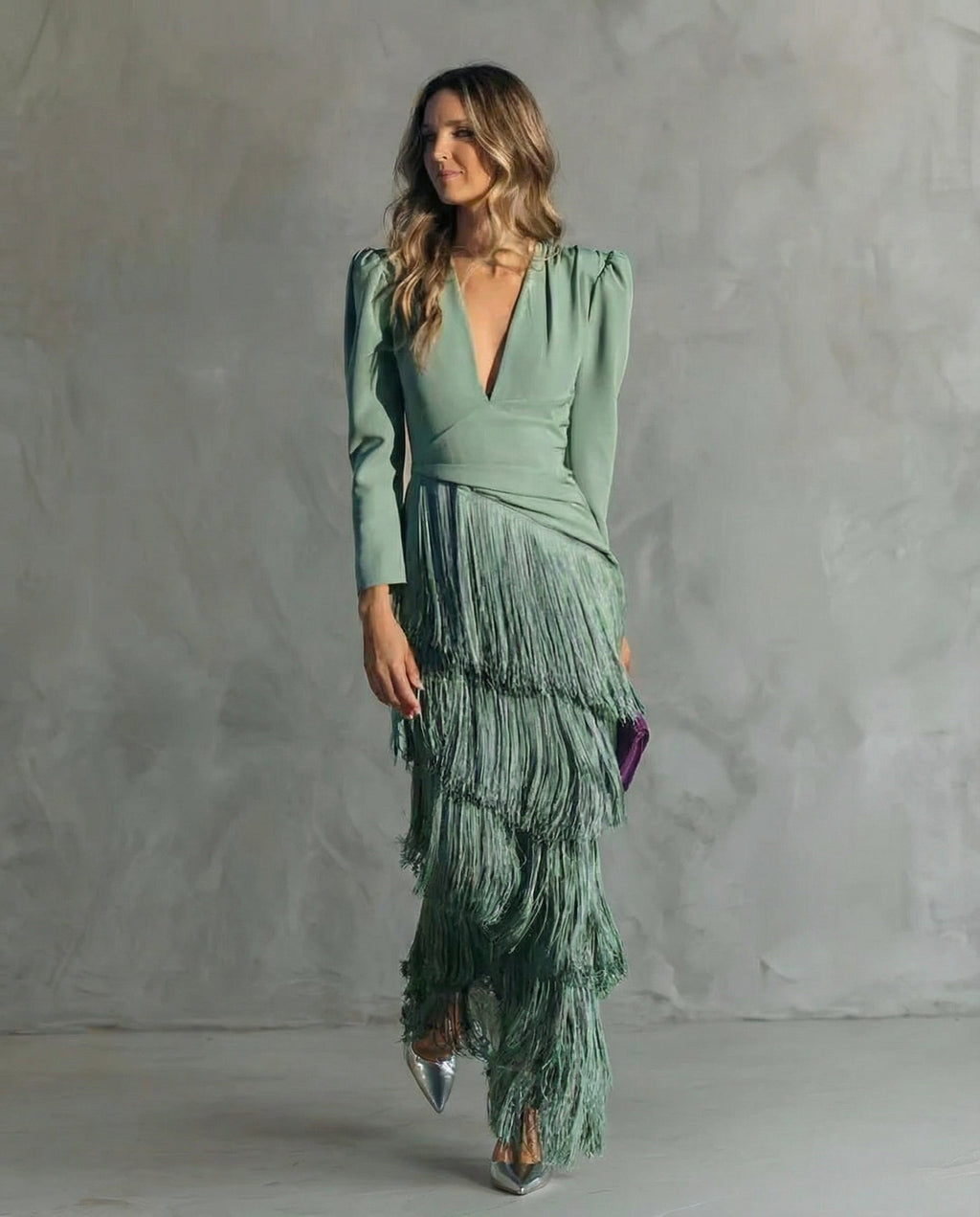 Valeria | Vestido midi elegante con mangas de flecos
