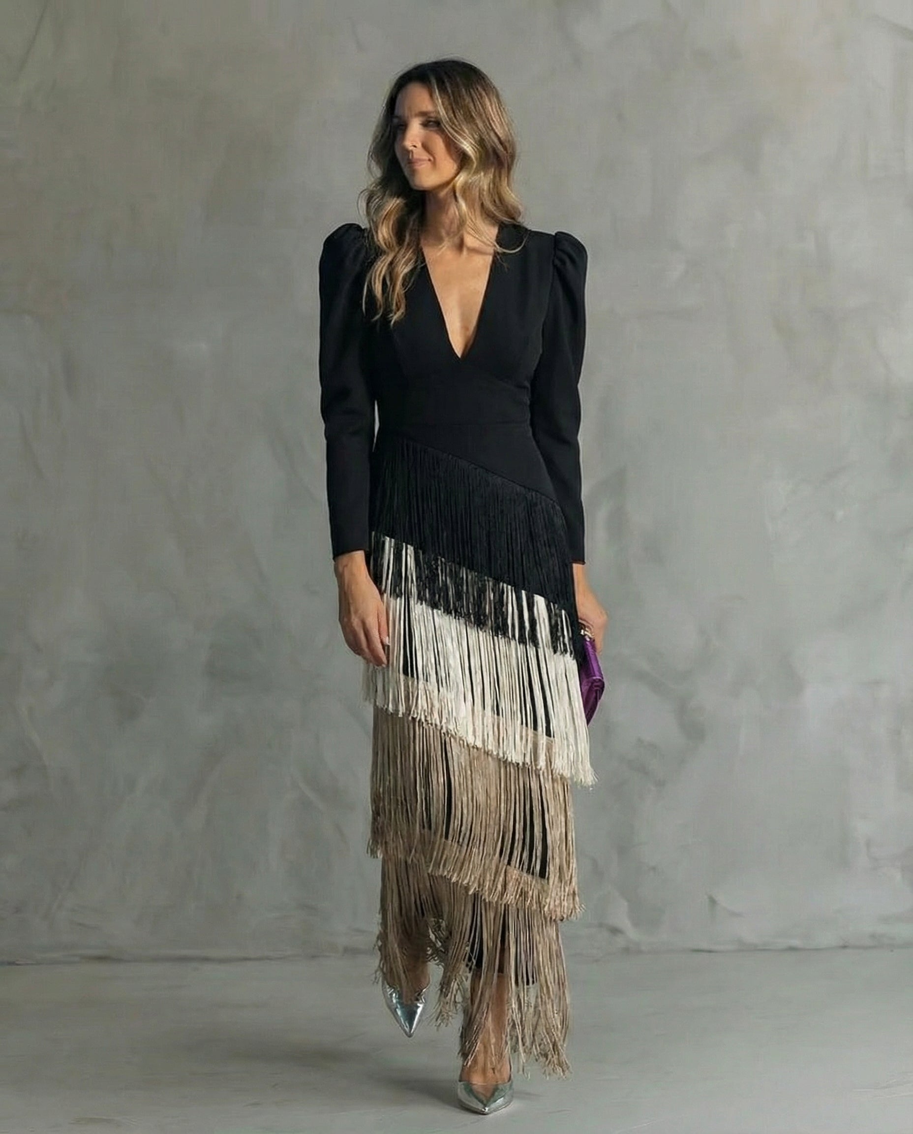 Valeria | Vestido midi elegante con mangas de flecos