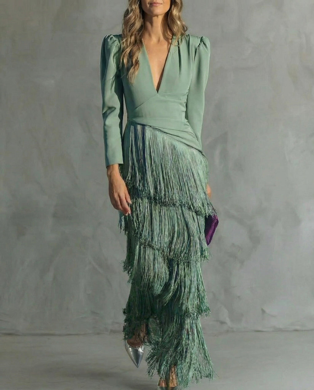 Valeria | Vestido midi elegante con mangas de flecos