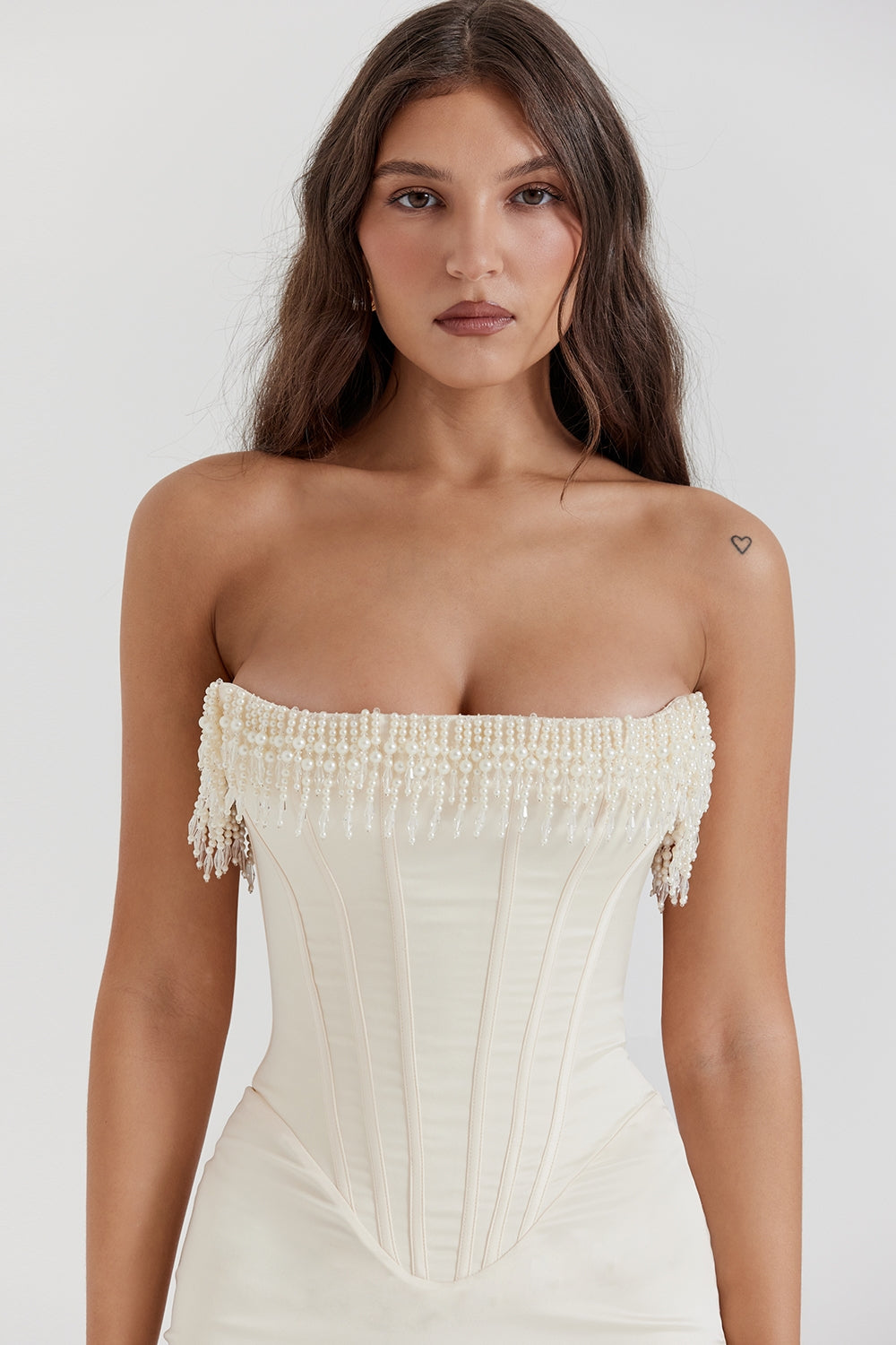 Perla | Vestido Elegancia Clásica