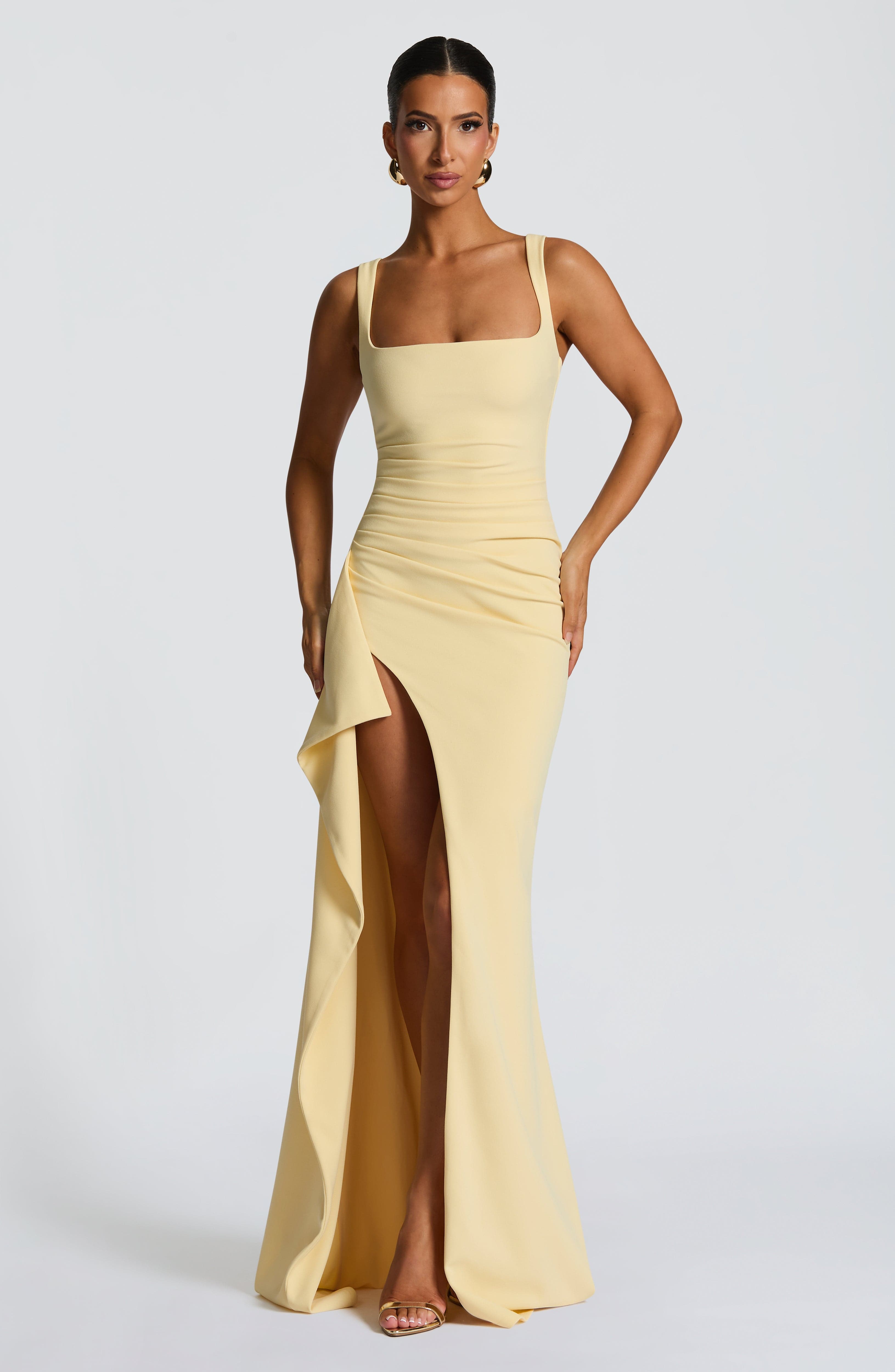 Alessia | Maxi Protagonista